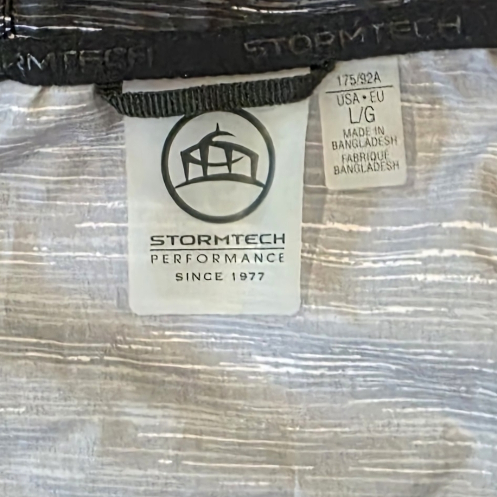 Stormtech Ozone Lightweight Shell/Windbreaker Jacket with Reflective Trim. L - Picture 5 of 10